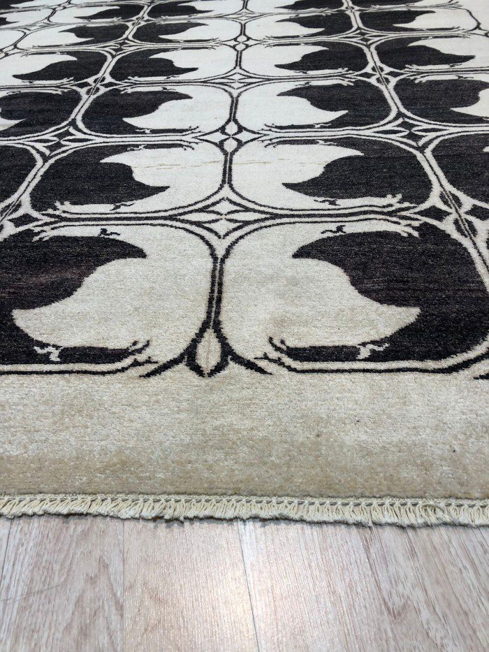 Hand knotted area rugs