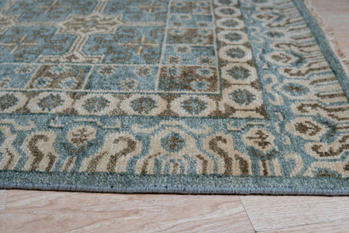 Hand knotted area rugs