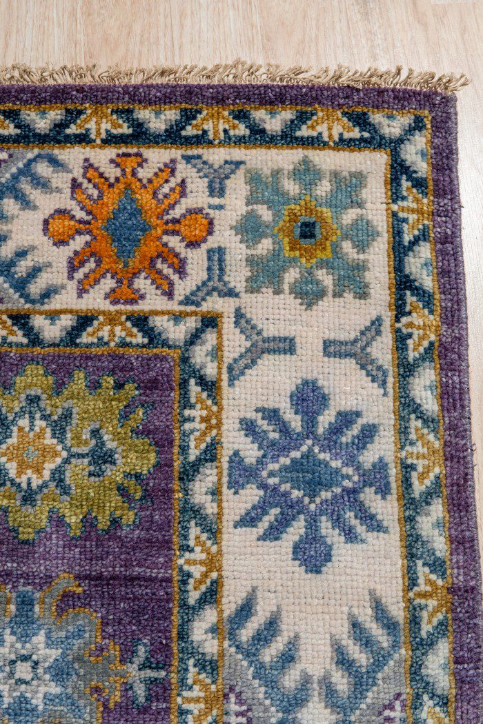 Hand knotted area rugs