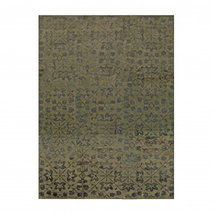 Hand knotted area rugs