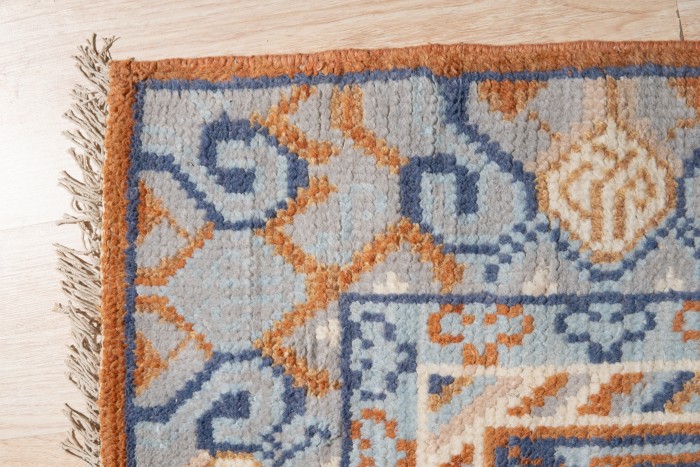 Hand knotted area rugs