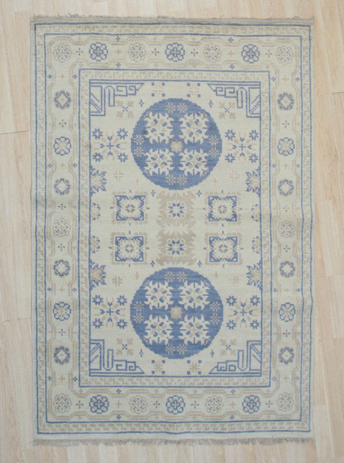 Hand knotted area rugs