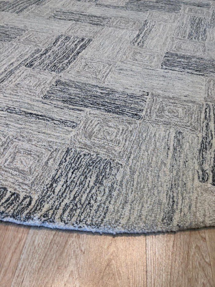 Hand knotted area rugs