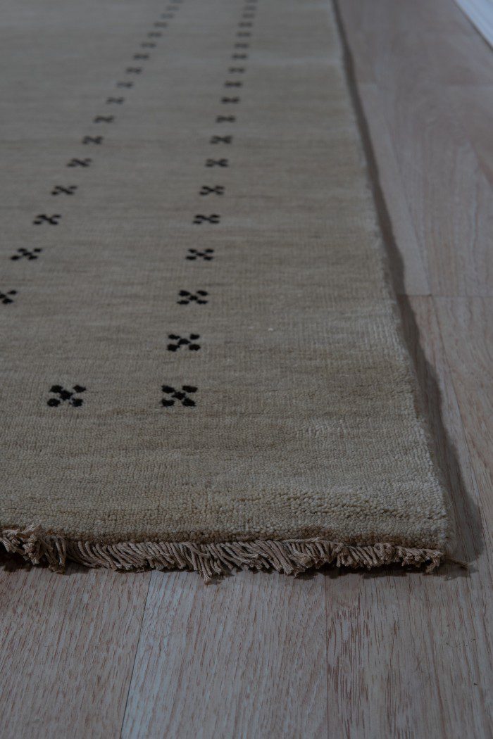 Hand knotted area rugs