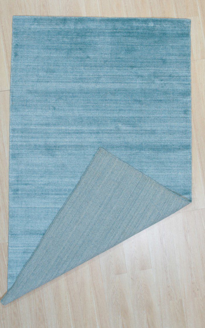 Hand knotted area rugs