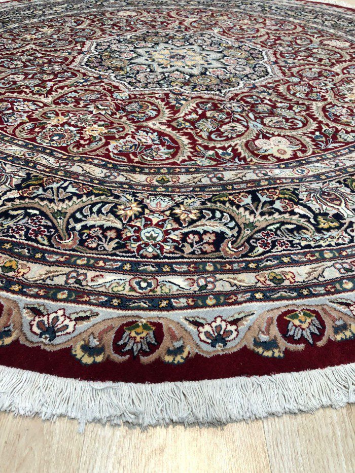 Hand knotted area rugs