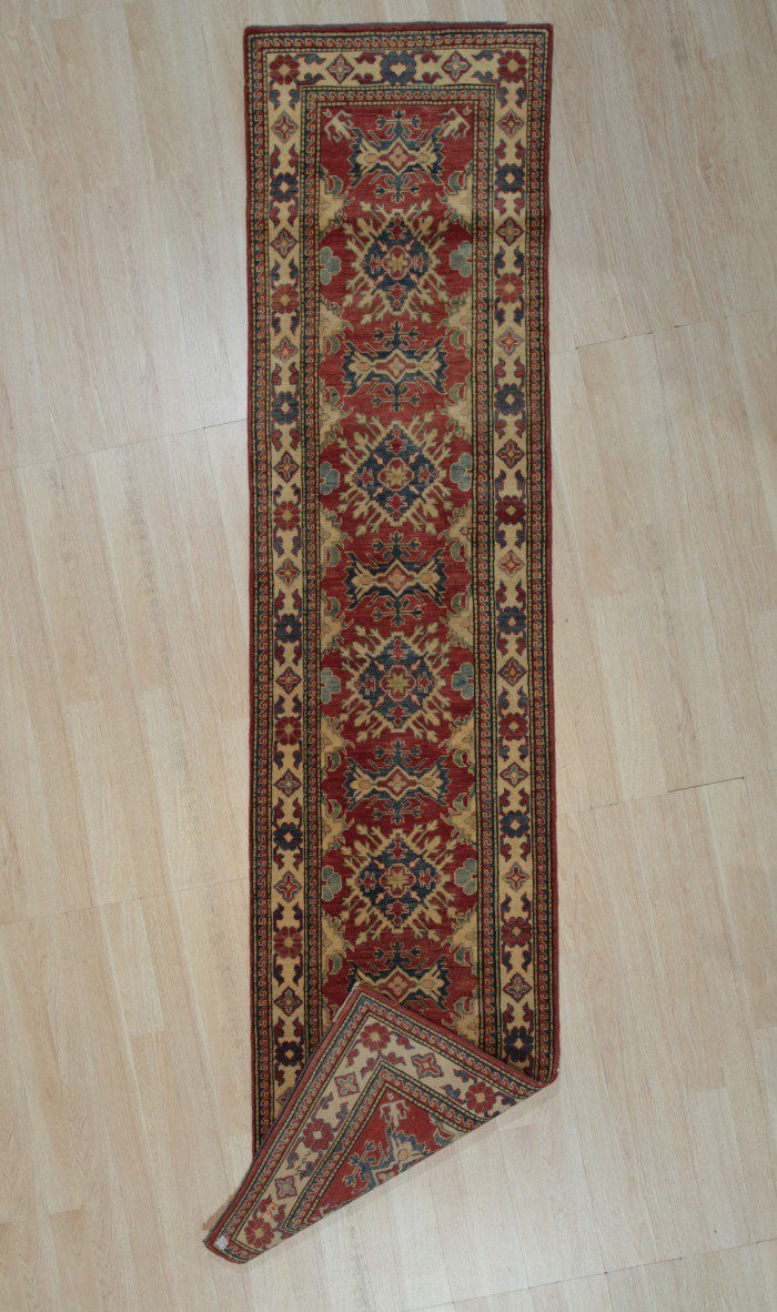 Hand knotted area rugs