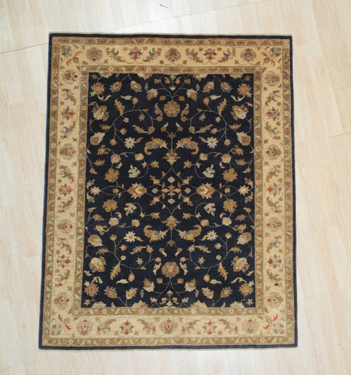 Hand knotted area rugs