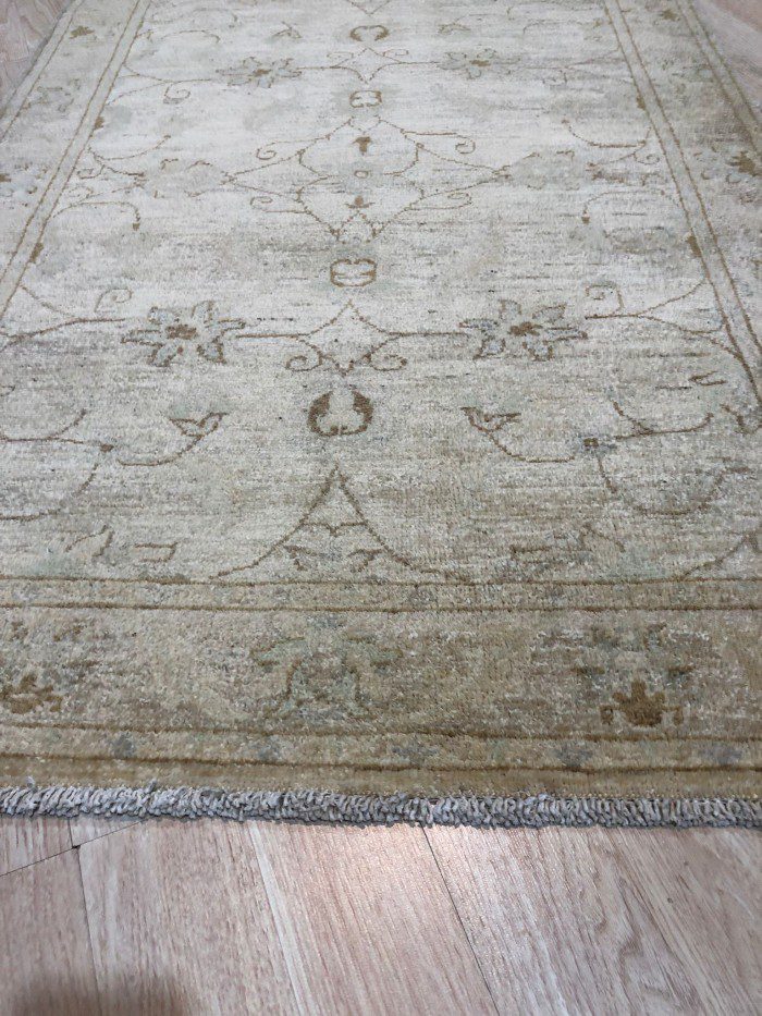 Hand knotted area rugs